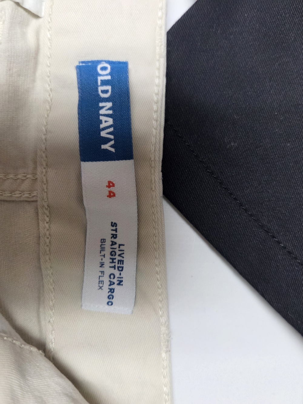 Old Navy Men's Straight Cargo Pants in Cream